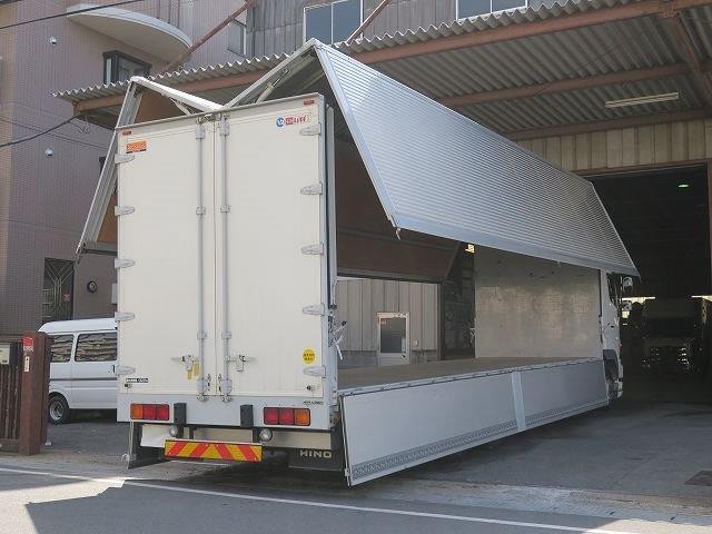 日野プロフィア 大型アルミウィング
