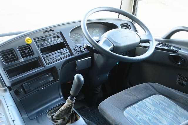 中古トラック 三菱ふそうコンクリートミキサー車 #15