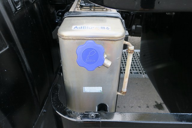 中古トラック UDトラックス粉粒体運搬車 #11
