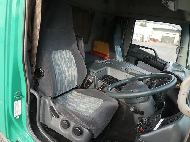 三菱ふそう大型 トラクタヘッド