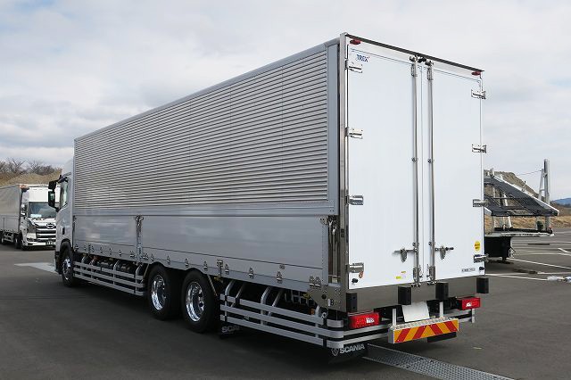 中古トラック スカニアアルミウィング ＃4