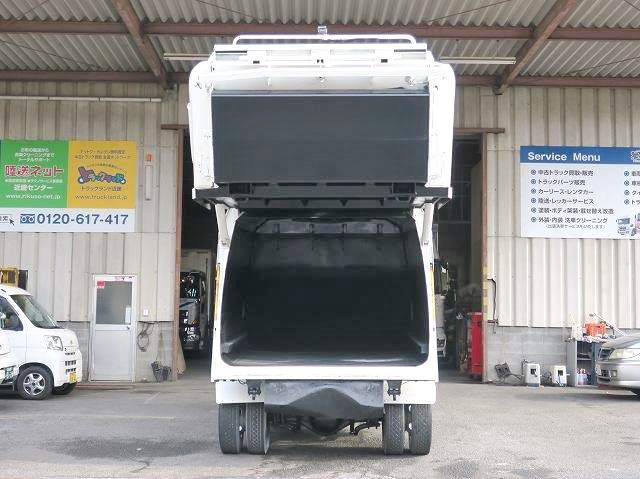 日野レンジャー 中型パッカー車（塵芥車）