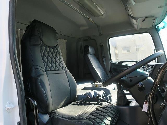 日野 プロフィア 大型コンクリートミキサー車