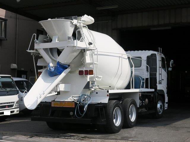日野 プロフィア 大型コンクリートミキサー車