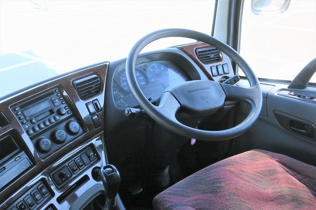 中古トラック UDトラックスダンプ #16