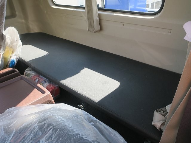 中古トラック 日野クレーン付平ボディ #22