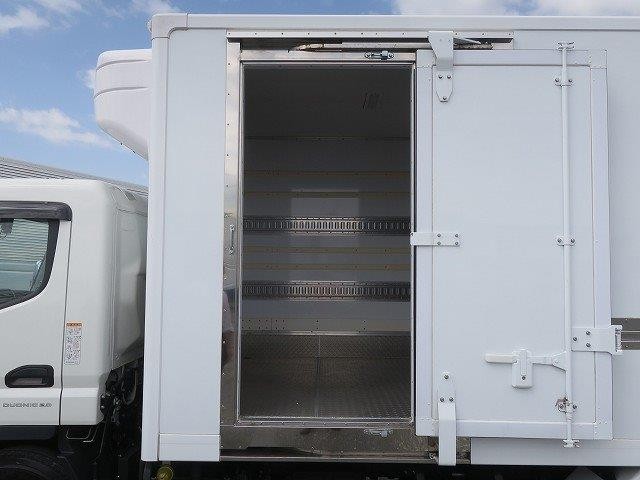 中古トラック 三菱ふそう冷凍バン #9