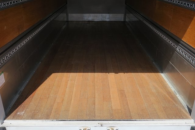 中古トラック UDトラックスアルミウィング ＃8