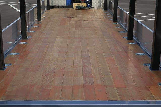 中古トラック 三菱ふそうハイアウトクレーン付 #9