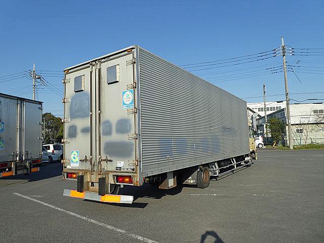 UDトラックス コンドル 中型アルミバン