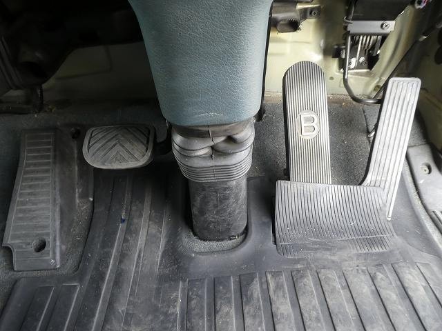 中古トラック UDトラックスアルミバン #24