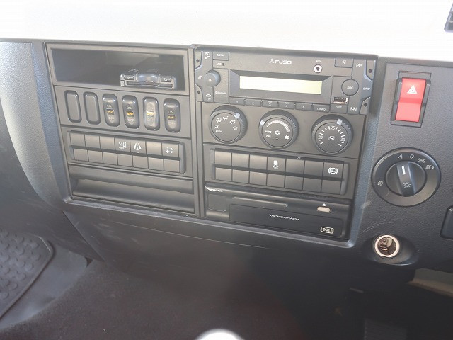 中古トラック 三菱ふそうアルミウィング ＃18