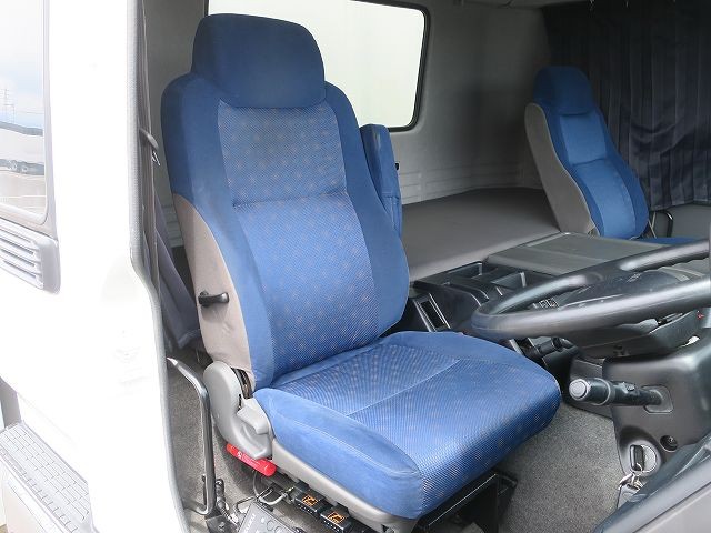 いすゞ大型アルミウィング