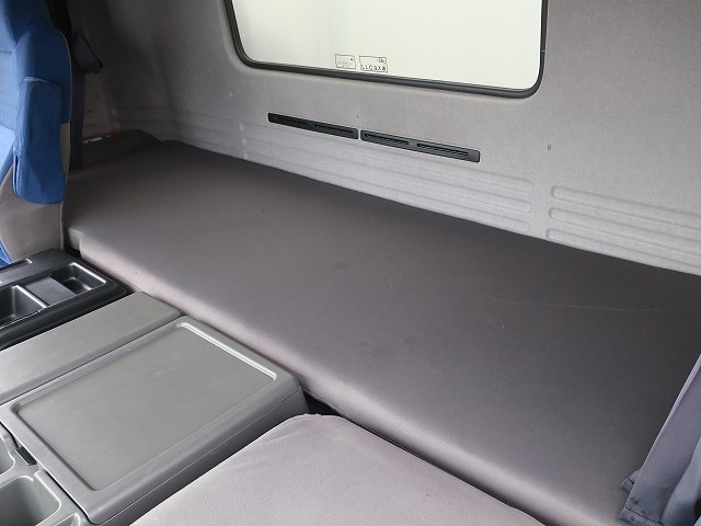 いすゞ大型アルミウィング