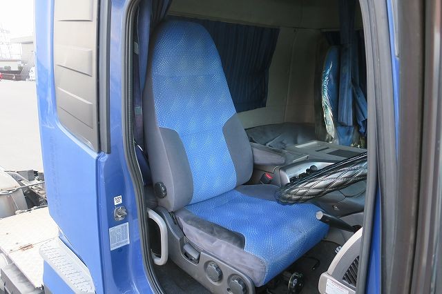 中古トラック UDトラックストラクタ #12