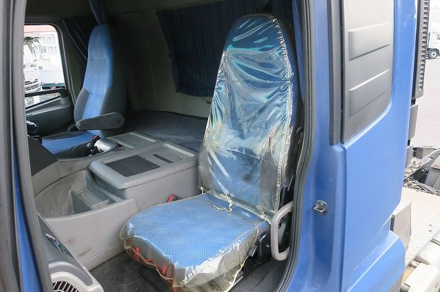 中古トラック UDトラックストラクタ #20