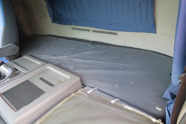 中古トラック UDトラックストラクタ #21