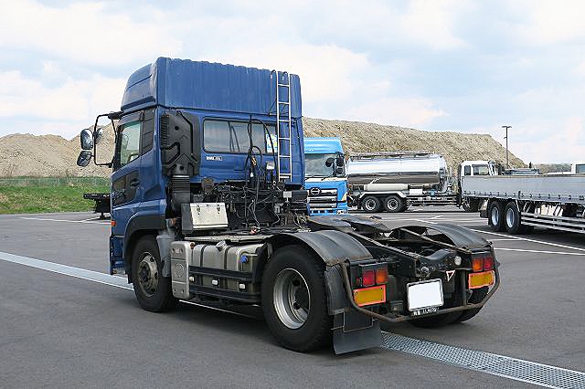 中古トラック UDトラックストラクタ #4