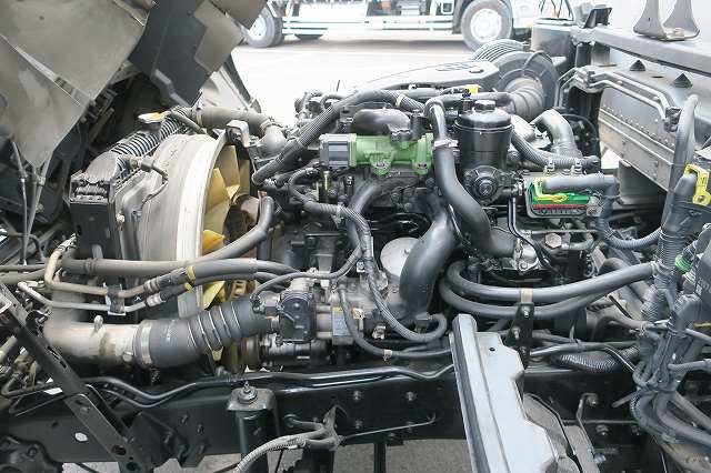 中古トラック UDトラックスアルミバン #10