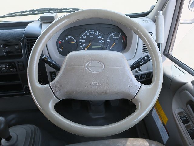 日野デュトロ 高所作業車