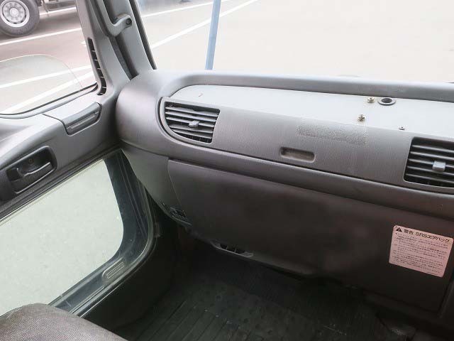 いすゞフォワード 中型パッカー車