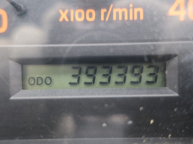 いすゞフォワード 中型パッカー車