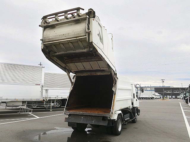 いすゞフォワード 中型パッカー車