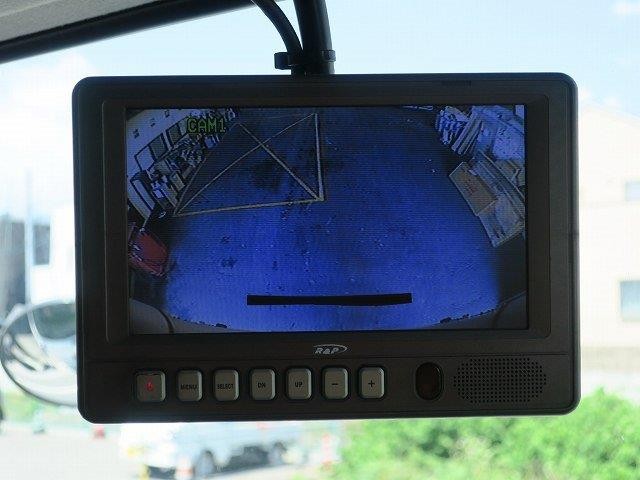 日野大型冷凍ウィング