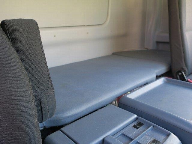 日野大型冷凍ウィング