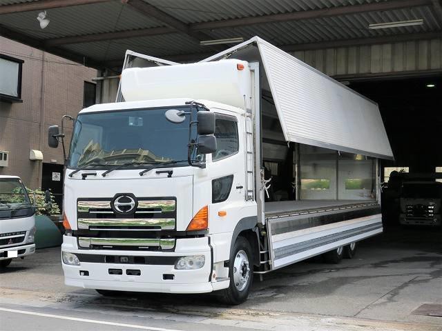 日野大型冷凍ウィング