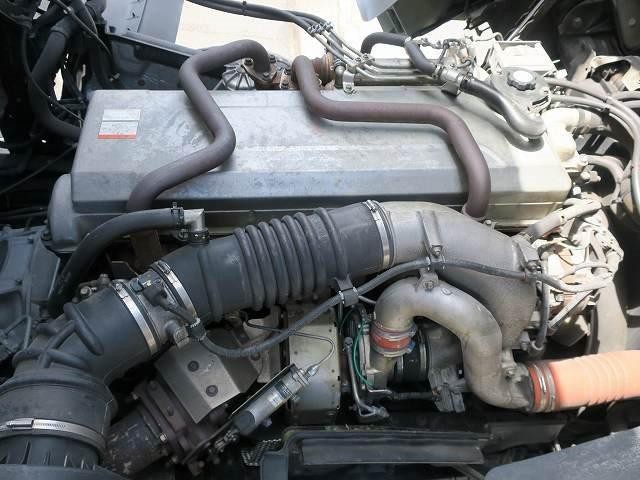 日野大型冷凍ウィング