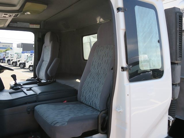 中古トラック UDトラックス平ボディアルミブロック #21