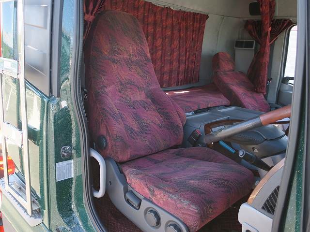 中古トラック UDトラックストラクタ #13