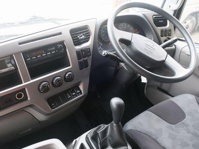 中古トラック UDトラックス平ボディ #14