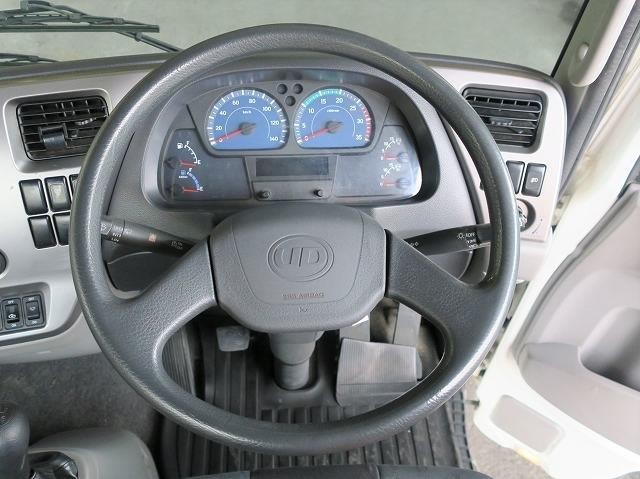 中古トラック UDトラックス平ボディ #15