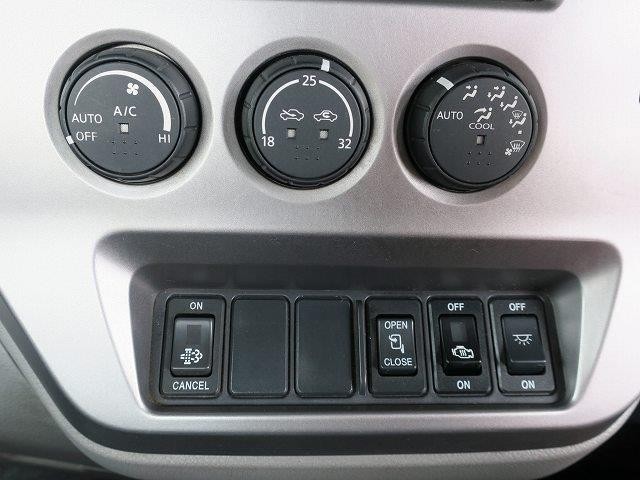 中古トラック UDトラックス平ボディ #18