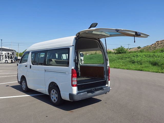 トヨタ ハイエースバン