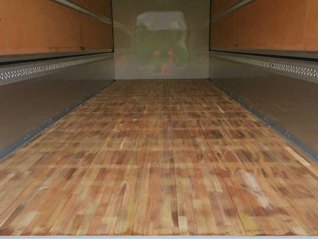 日野中型アルミウィング