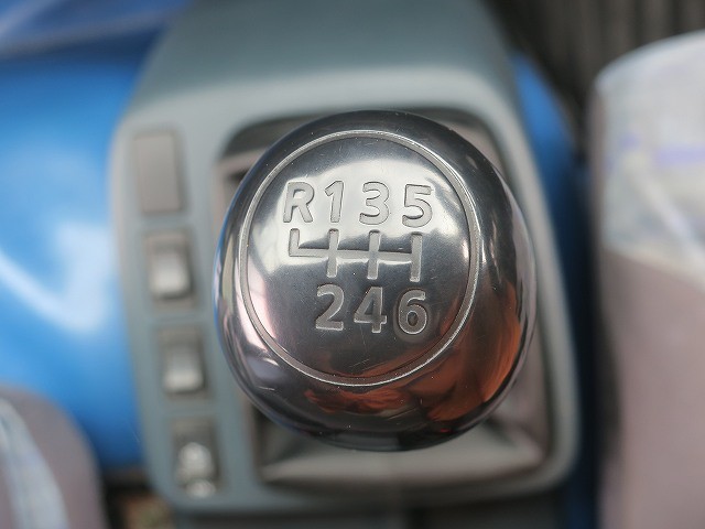 中古トラック UDトラックスパッカー車(塵芥車) #17