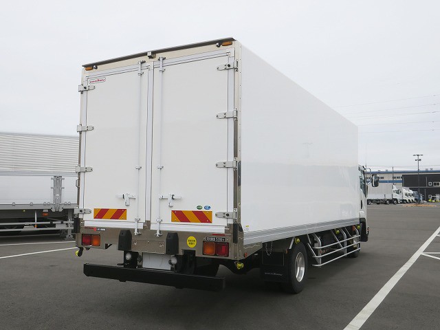 中古トラック いすゞ冷凍バン #3