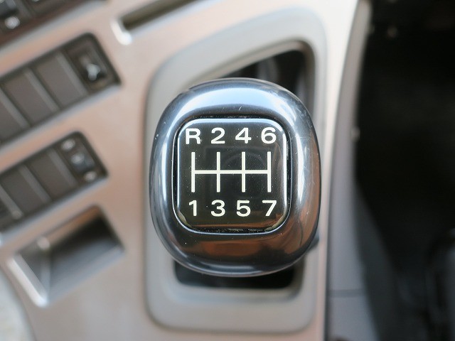 中古トラック UDトラックスダンプ #19