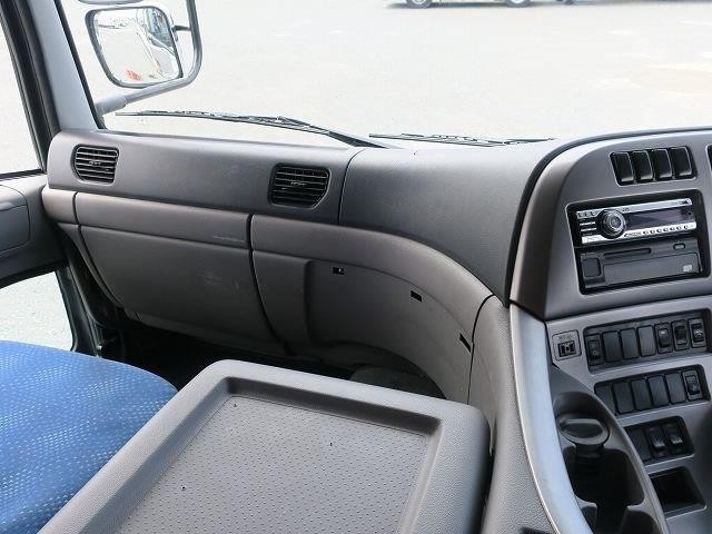 中古トラック UDトラックストラクタ #12