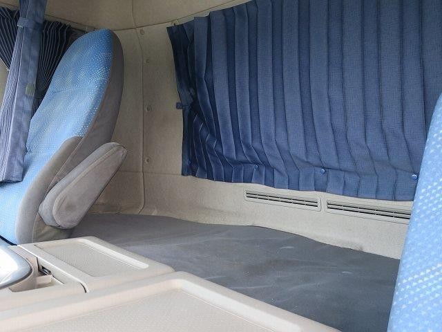 中古トラック UDトラックストラクタ #22