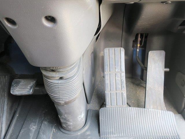 中古トラック UDトラックストラクタ #24