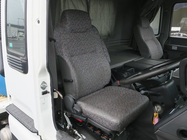 中古トラック いすゞコンクリートミキサー車 #11
