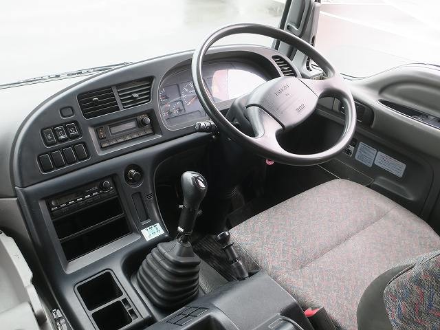 中古トラック いすゞコンクリートミキサー車 #13