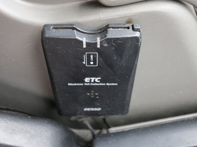 中古トラック いすゞコンクリートミキサー車 #18