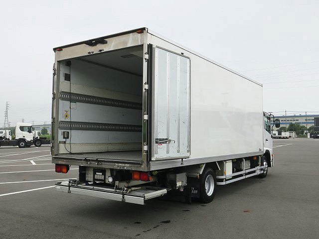 中古トラック UDトラックス冷凍バン #5