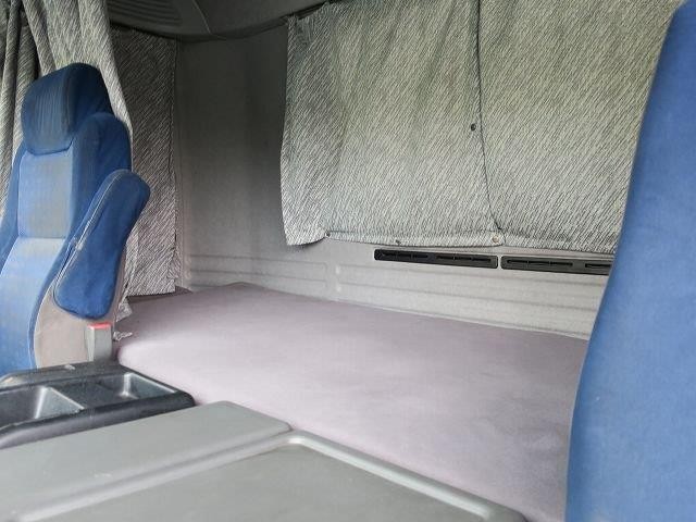  いすゞ ギガ 大型冷凍バン