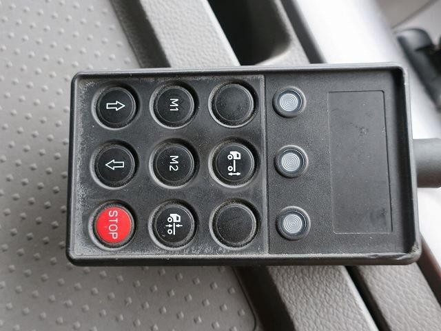 中古トラック UDトラックストラクタヘッド #17